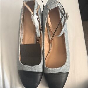 Stylish Women's Black and Gray Shoes
